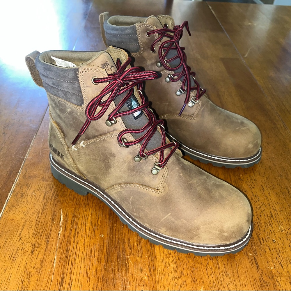 Women's Kodiak 6" Composite Toe WP Work Boot KD0A4TEWBRN